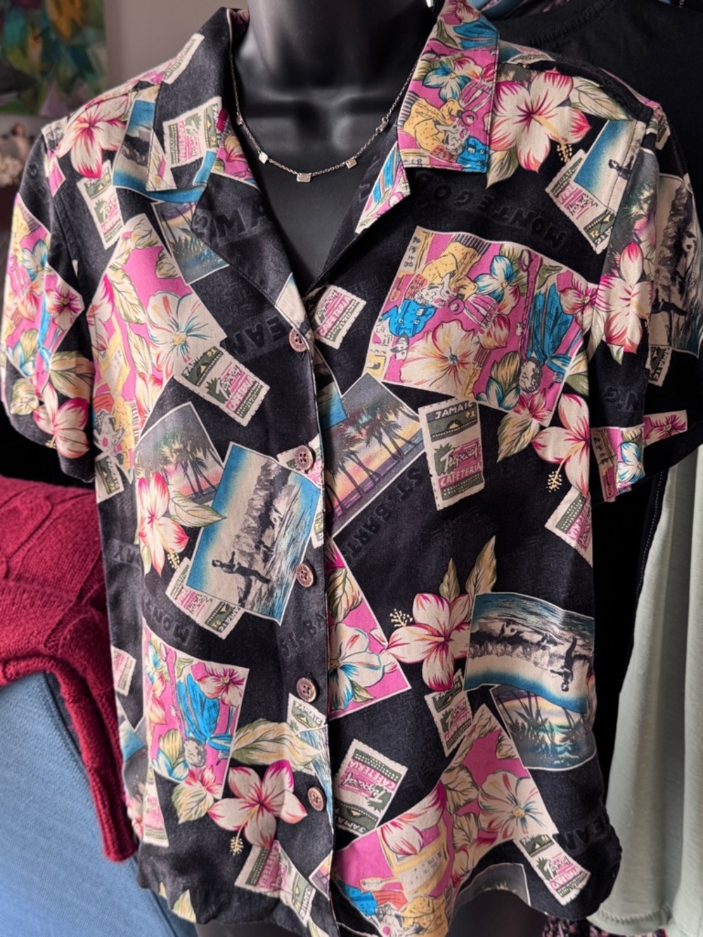 Caribbean Joe Black/Multi Color Hawaiian Print Shirt - Size Medium